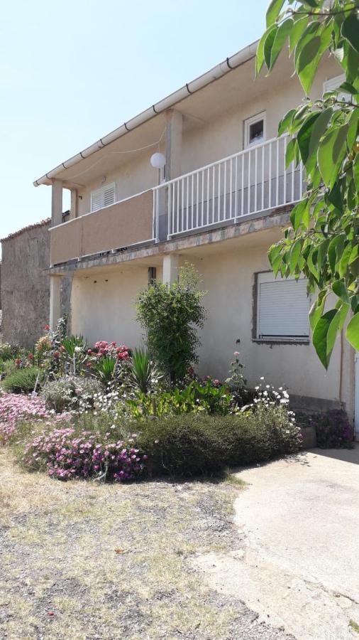Apartament Apartman Nika Ražanac Zewnętrze zdjęcie